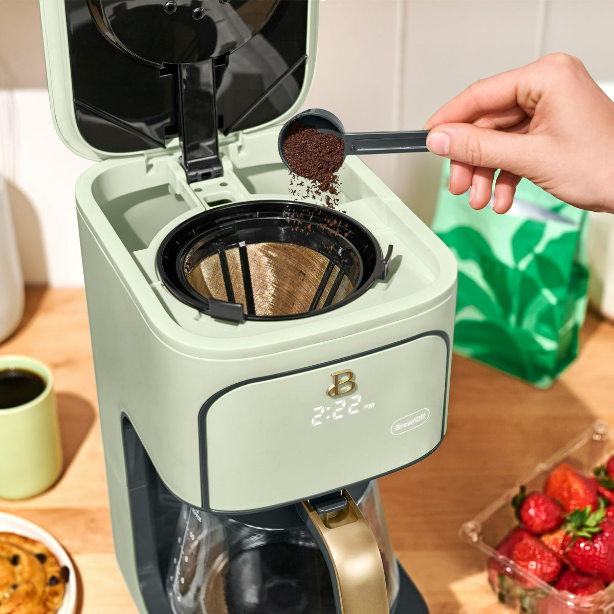12 Cup Programmable Drip Coffee Maker with Glass Carafe O416